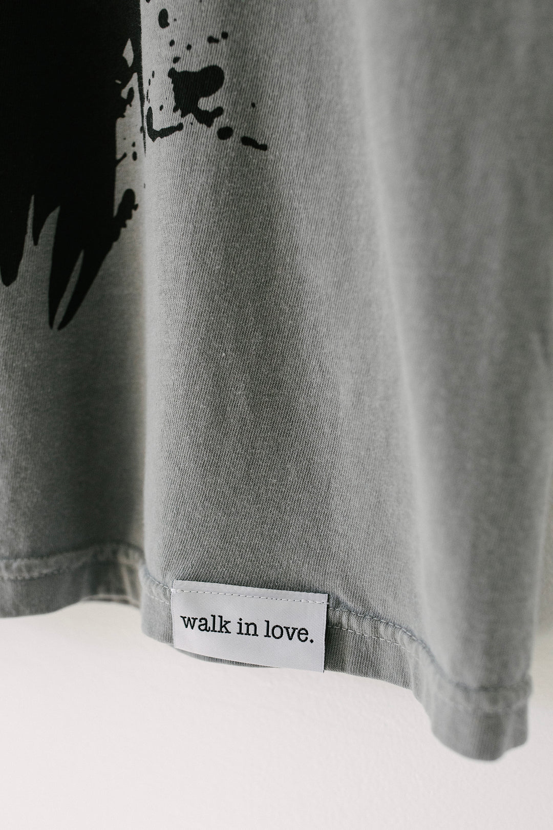Lion Vintage Washed Gray Tee