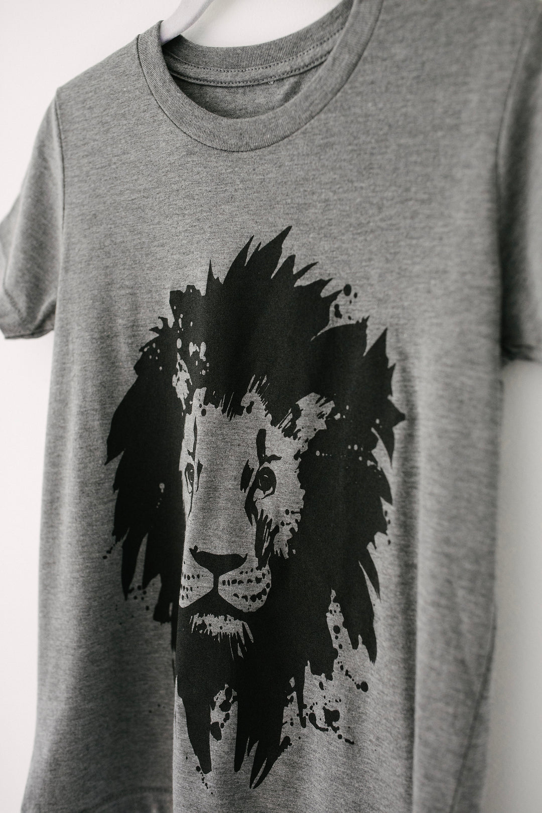 Lion Gray Youth T-Shirt