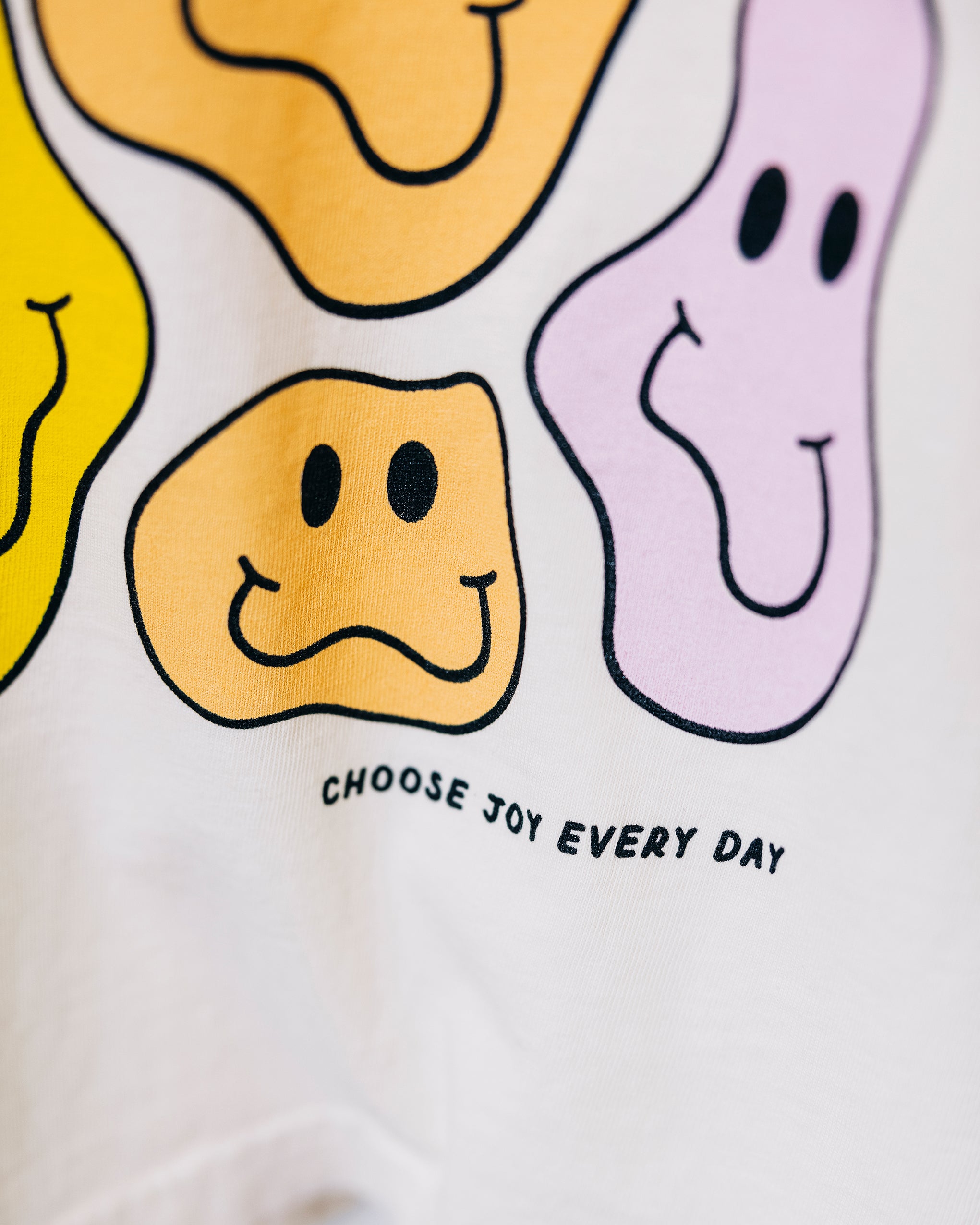 Choose Joy Every Day Smiley Ivory Vintage Washed T-Shirt