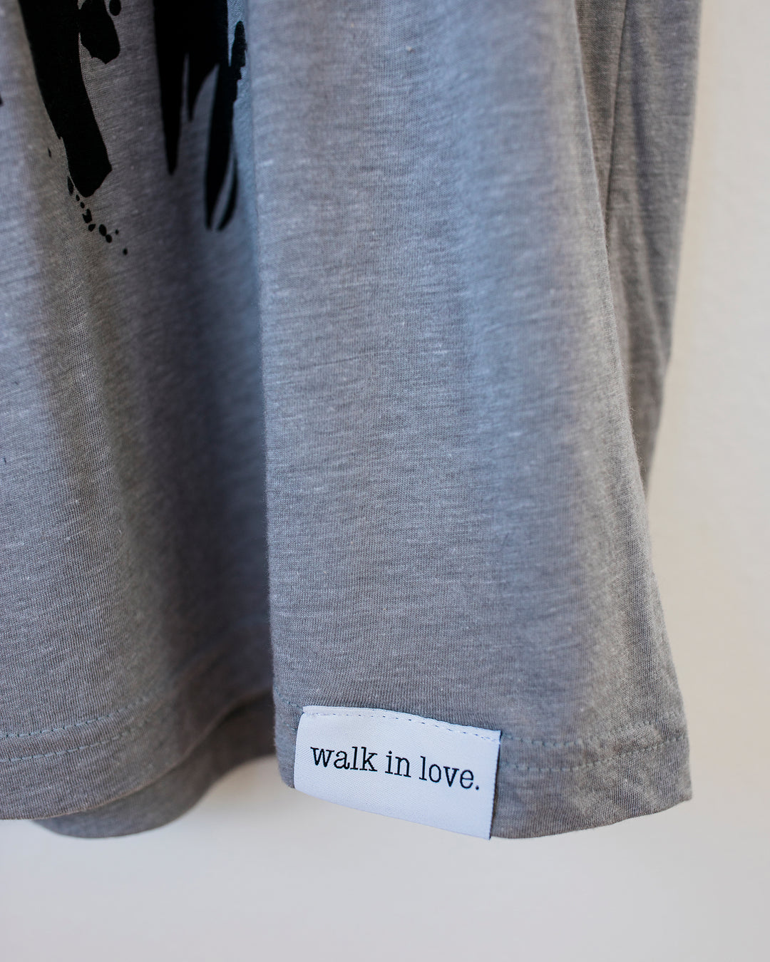 Lion Light Gray Tee